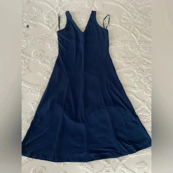 Banana Republic Sleeveless Drop-Waist Midi Dress - Picture 2 of 8